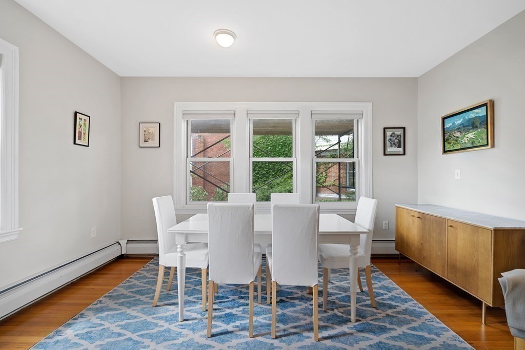3 bed, 2 bath apartment for rent at 332 Jamaicaway Unit 5, Jamaica Plain — photo 10 of 23