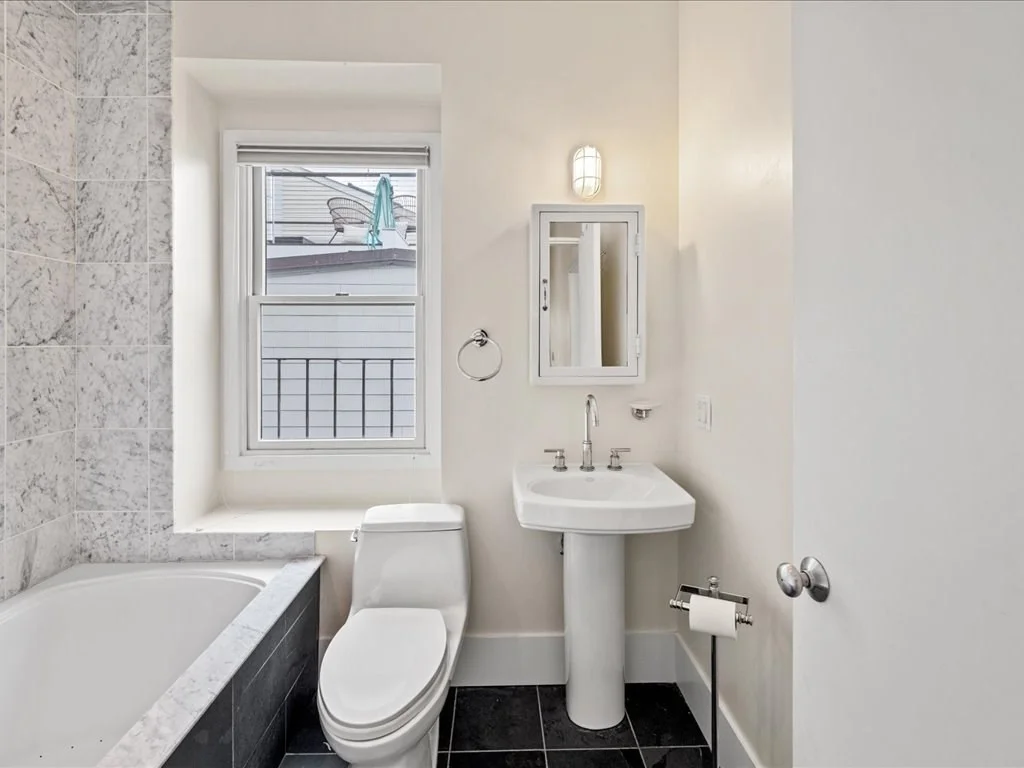 2 bed, 2 bath apartment for rent at 332 K Unit 2, South Boston — photo 18 of 33