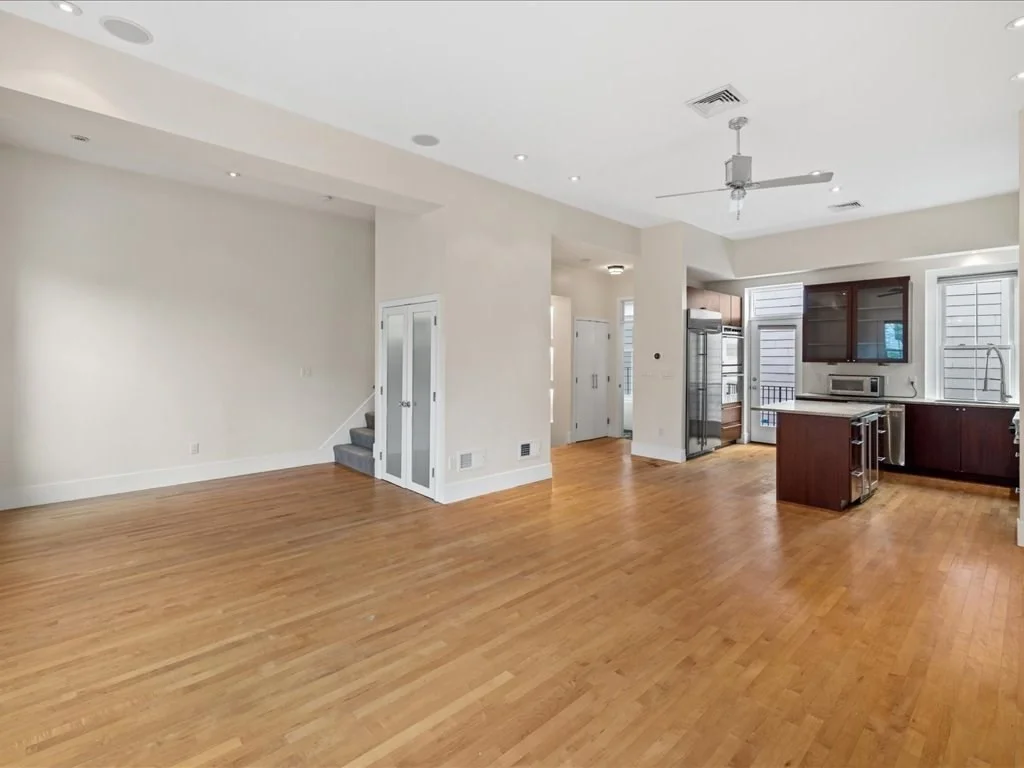 2 bed, 2 bath apartment for rent at 332 K Unit 2, South Boston — photo 8 of 33