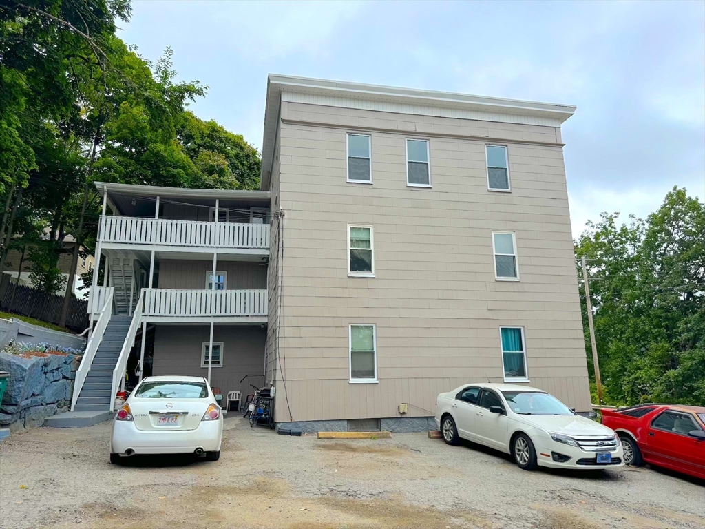 3 bed, 1 bath apartment for rent at 332 Kimball Unit 6, Fitchburg — photo 10 of 11