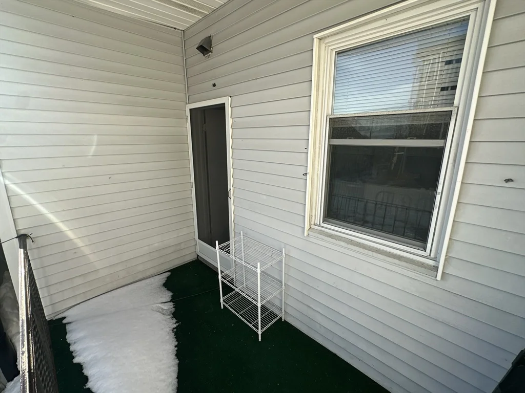 2 bed, 1 bath apartment for rent at 332 Main St Unit 1L, Everett — photo 22 of 24