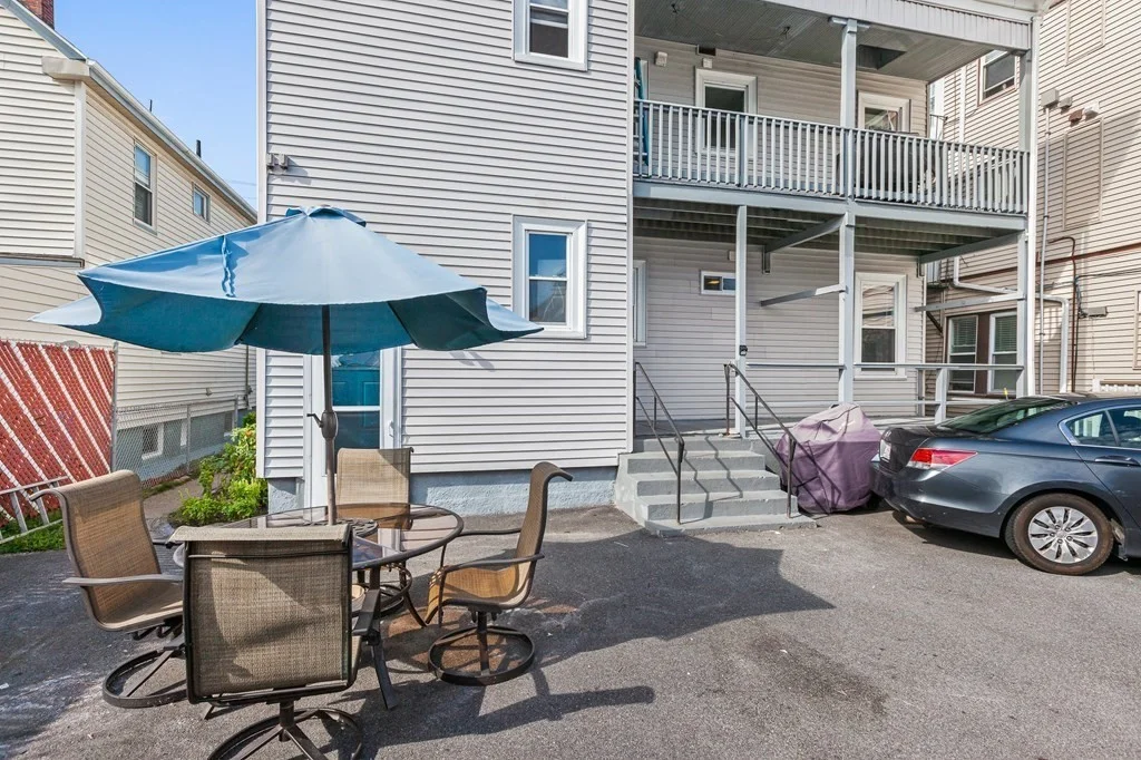 3 bed, 1 bath apartment for rent at 332 Shirley Unit 2, Winthrop — photo 27 of 29