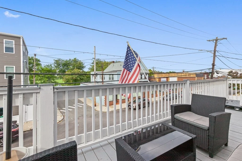 3 bed, 1 bath apartment for rent at 332 Shirley Unit 2, Winthrop — photo 23 of 29