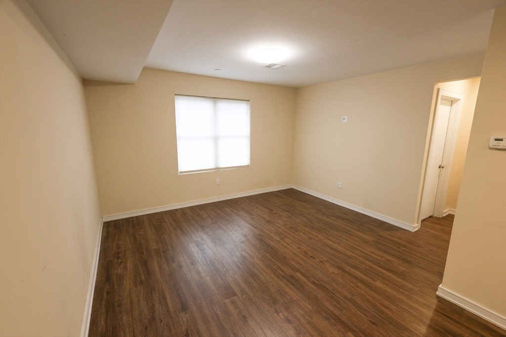 3 bed, 2 bath apartment for rent at 332 Talbot Ave Unit 14, Dorchester — photo 5 of 19