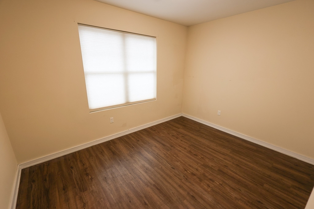 3 bed, 2 bath apartment for rent at 332 Talbot Ave Unit 14, Dorchester — photo 13 of 19