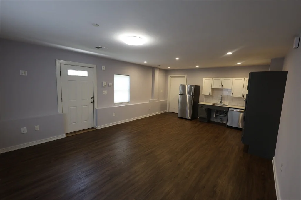 1 bed, 1 bath apartment for rent at 332 Talbot Ave Unit 2, Dorchester — photo 3 of 9