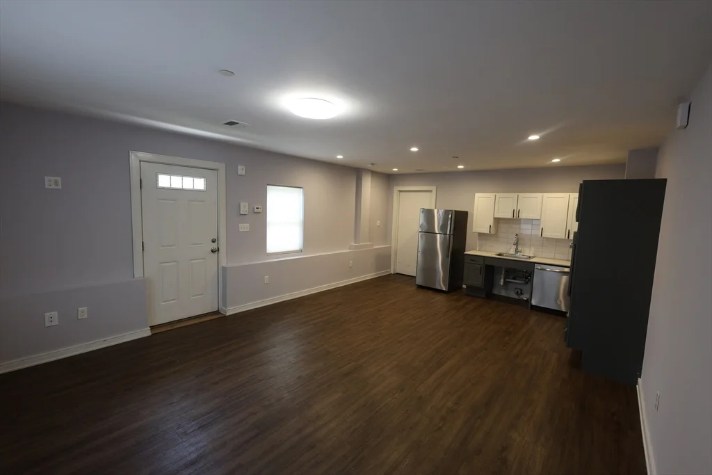 1 bed, 1 bath apartment for rent at 332 Talbot Ave Unit 2, Dorchester — photo 4 of 9