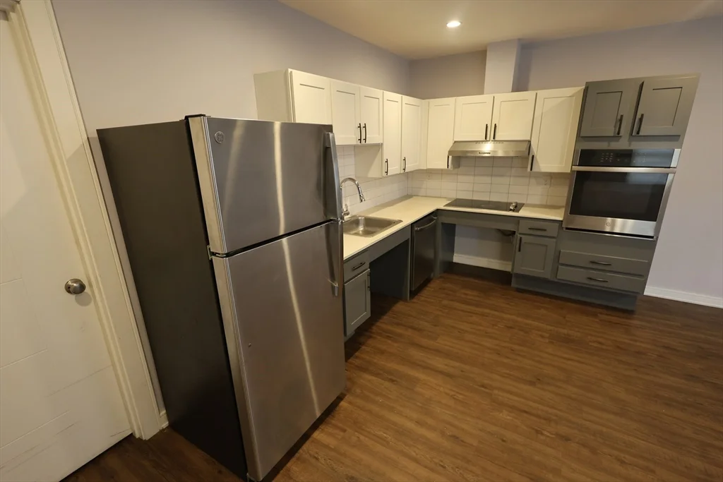 1 bed, 1 bath apartment for rent at 332 Talbot Ave Unit 2, Dorchester
