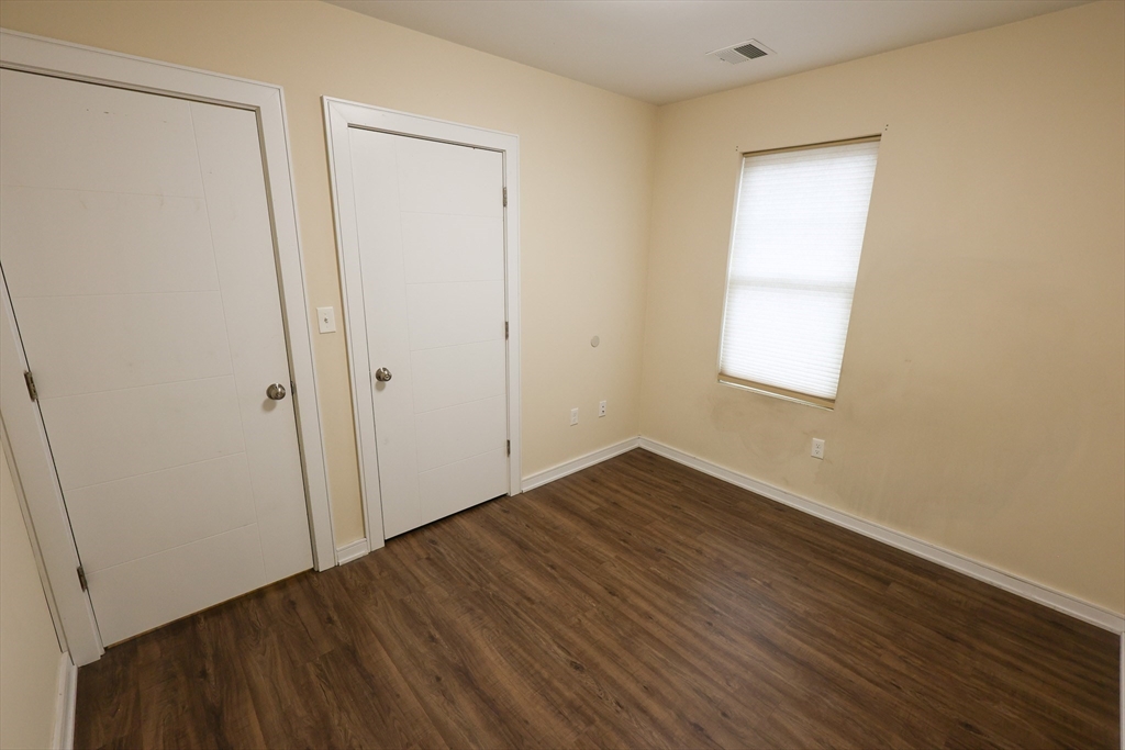 3 bed, 2 bath apartment for rent at 332 Talbot Ave Unit 7, Dorchester — photo 10 of 19