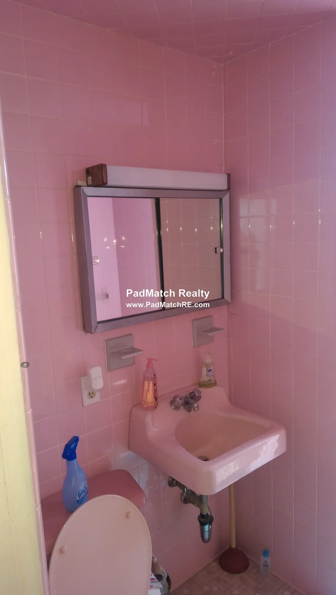 3 bed, 1 bath apartment for rent at 333 Alewife Brook Pkwa Unit 2, West Somerville — photo 8 of 11
