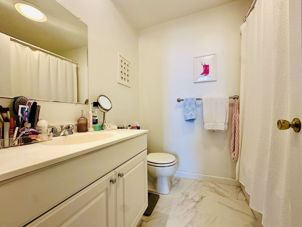 2 bed, 2 bath apartment for rent at 333 Beacon St Unit 3, Back Bay — photo 14 of 19