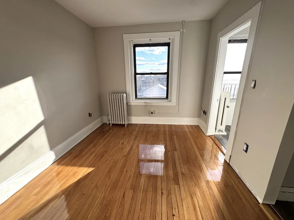 Studio bed, 1 bath apartment for rent at 333 Broadway Unit 34, Winter Hill — photo 2 of 5