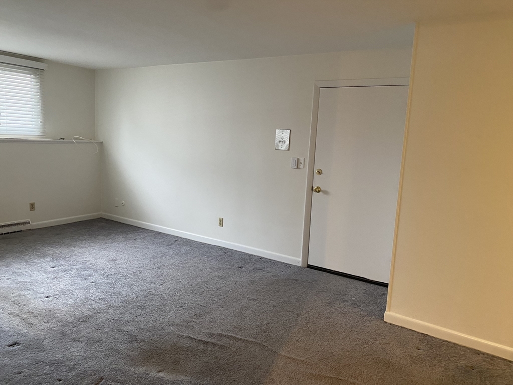 1 bed, 1 bath apartment for rent at 333 Central Unit 1F, Saugus — photo 7 of 13