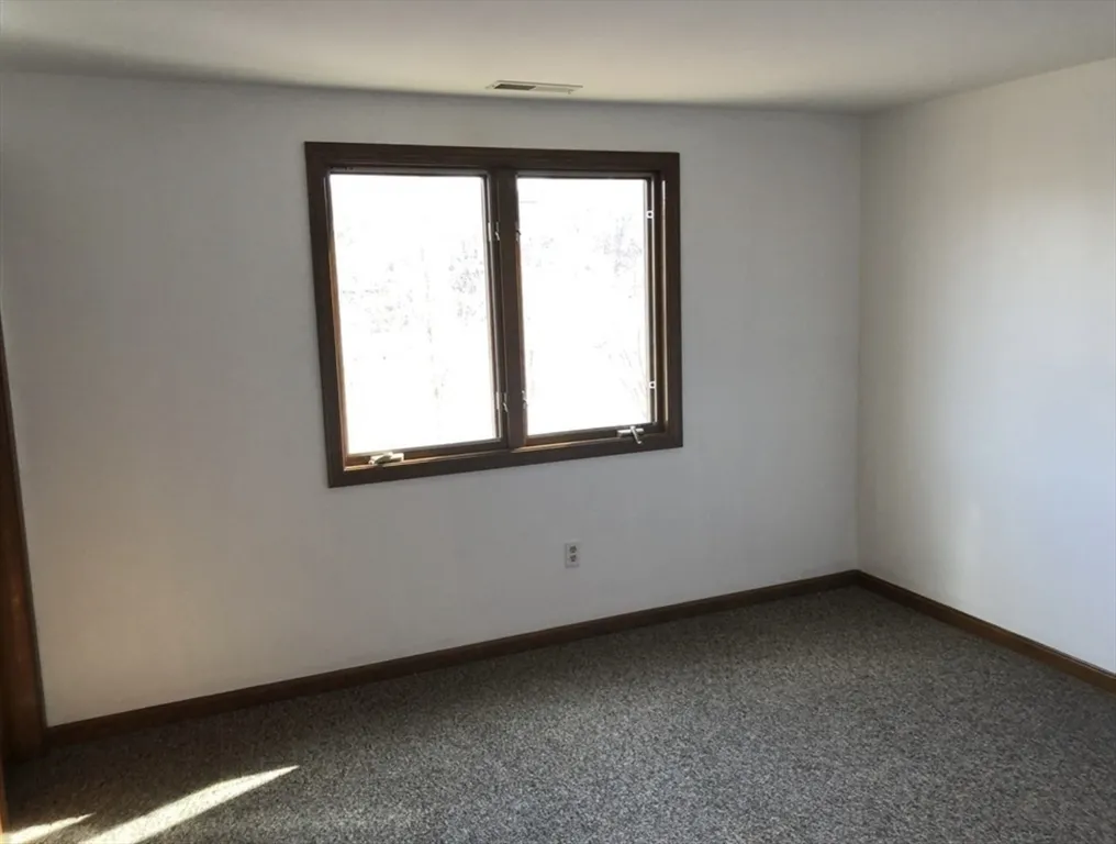 2 bed, 1 bath apartment for rent at 333 First Street Boulevard Unit 312, Centralville — photo 5 of 20