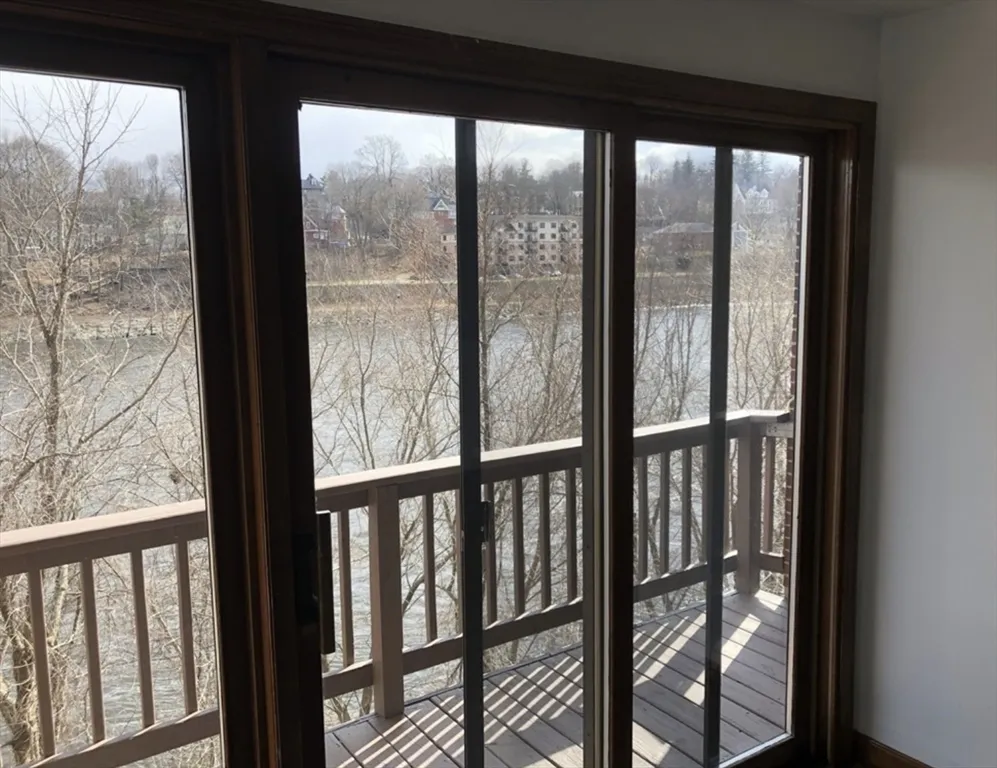 2 bed, 1 bath apartment for rent at 333 First Street Boulevard Unit 312, Centralville — photo 3 of 20