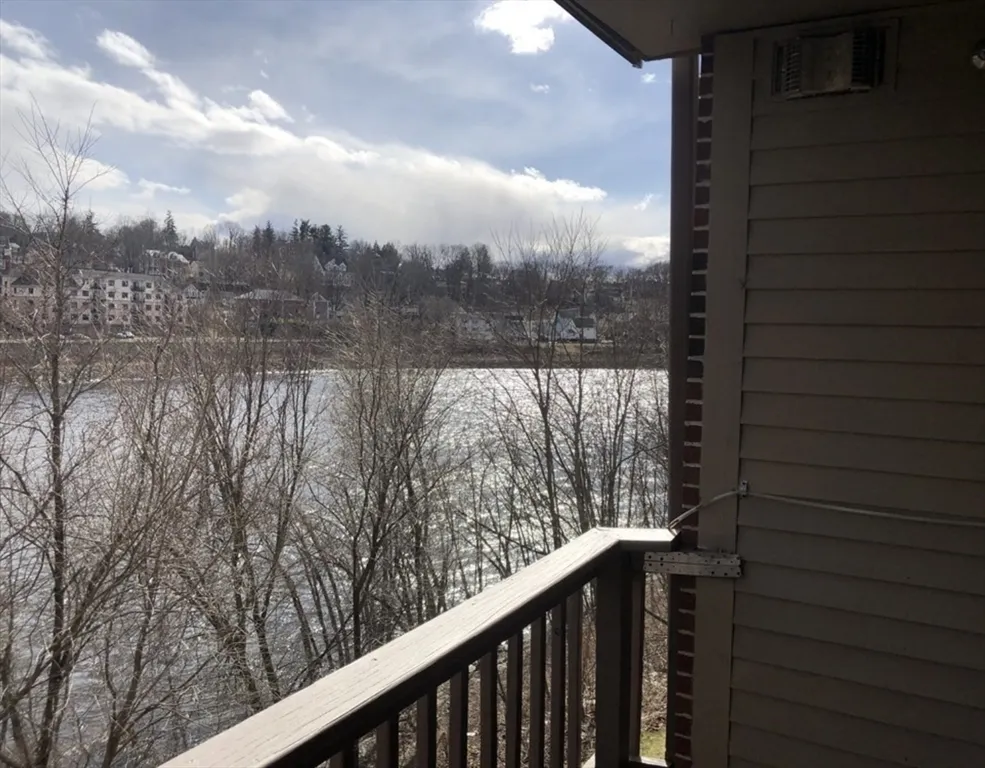 2 bed, 1 bath apartment for rent at 333 First Street Boulevard Unit 312, Centralville — photo 13 of 20