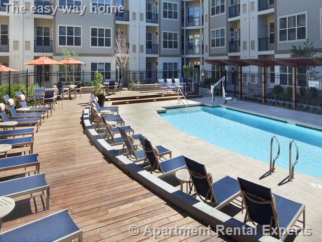 2 bed, 2 bath apartment for rent at 333 Great River Rd Unit 2 Bed, Sullivan Square — photo 17 of 20