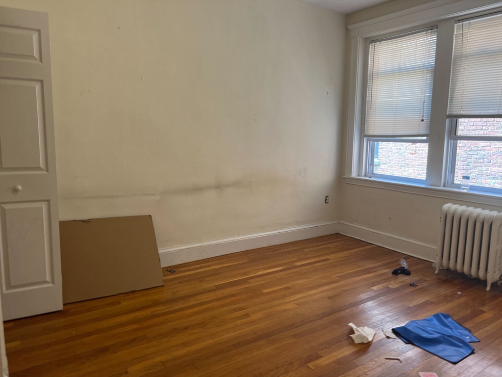 2 bed, 1 bath apartment for rent at 333 Harvard St Unit 4A, Mid-Cambridge — photo 4 of 5