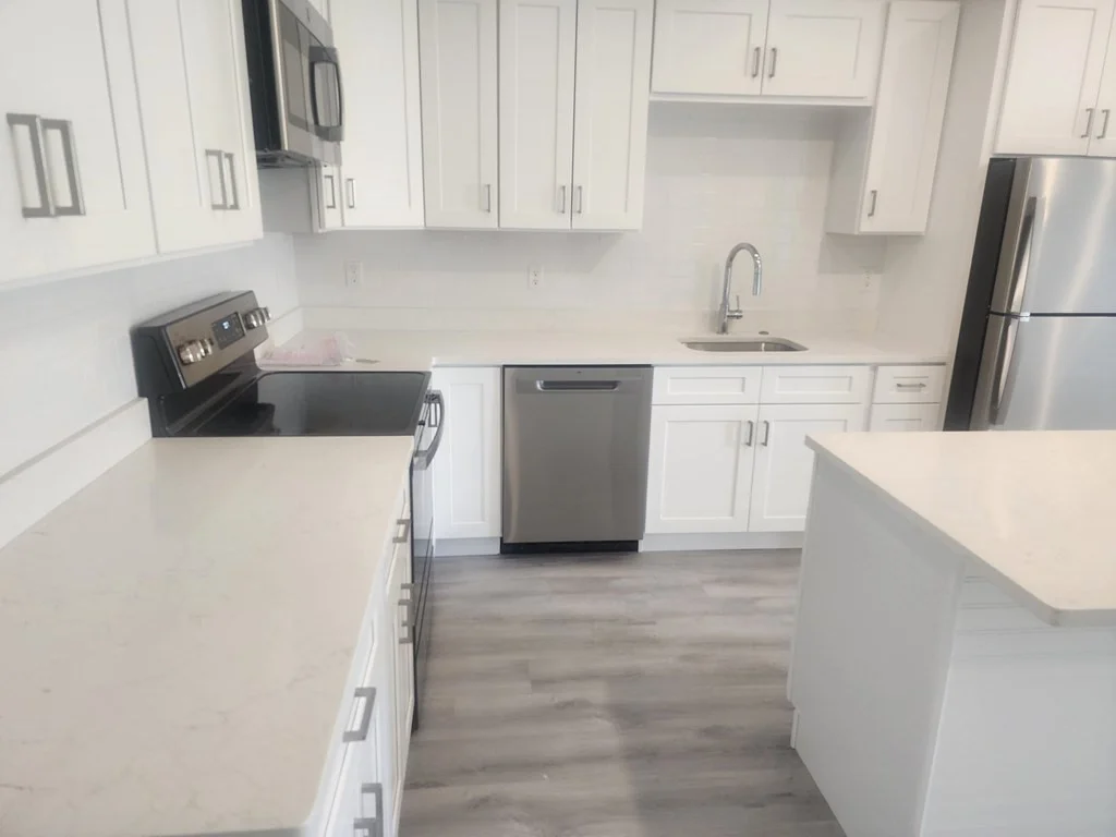 2 bed, 1 bath apartment for rent at 333 Lee Burbank Hwy Unit 1-1, Revere — photo 5 of 14