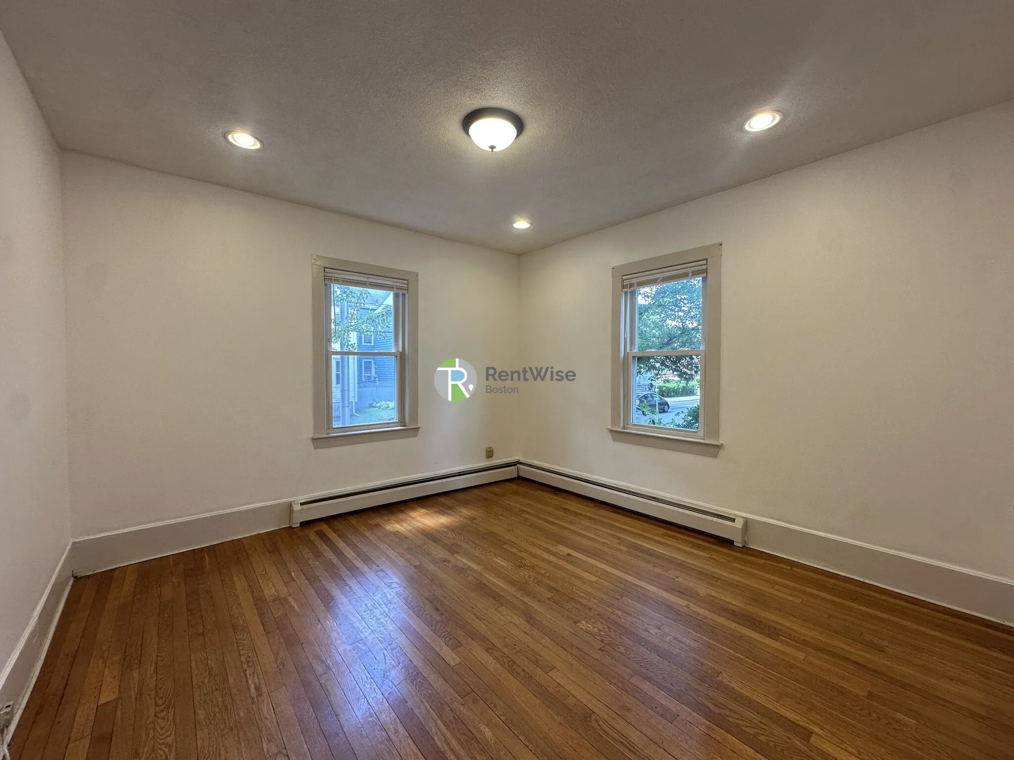 1 bed, 1 bath apartment for rent at 333 Medford St Unit 1, Malden