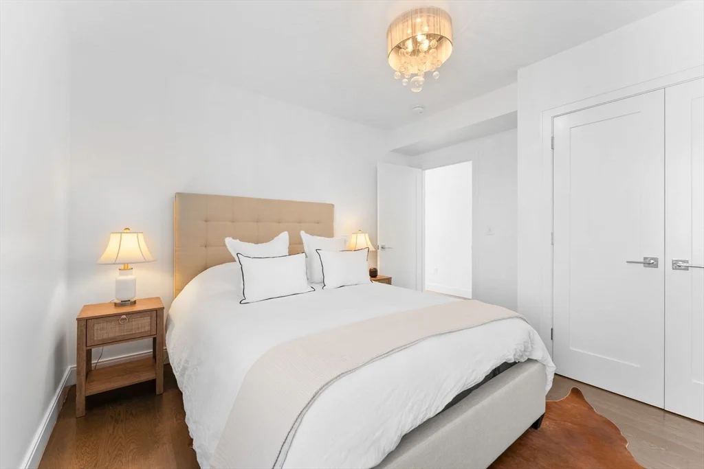 3 bed, 2 bath apartment for rent at 333 W 3rd St Unit 2, South Boston — photo 8 of 14