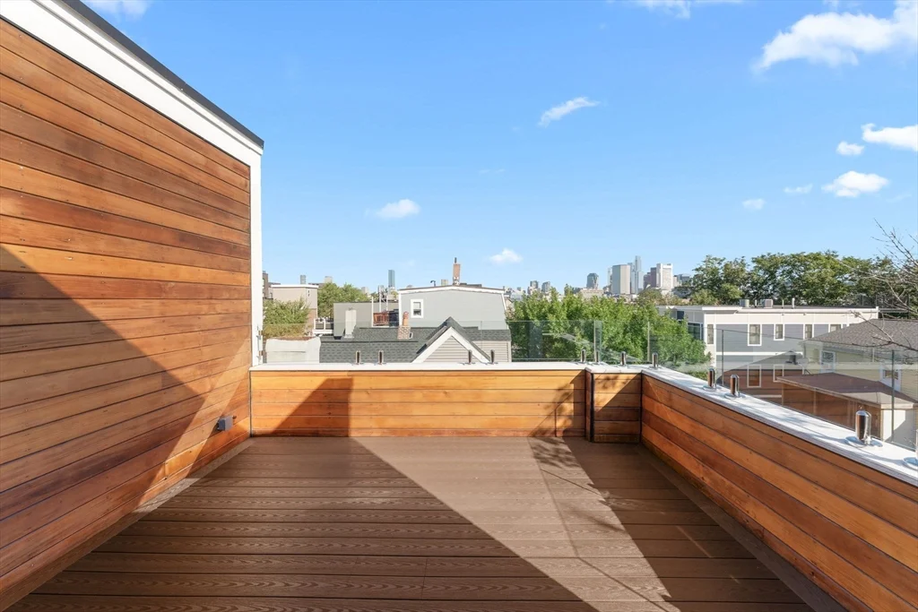3 bed, 2 bath apartment for rent at 333 W 3rd St Unit 2, South Boston — photo 12 of 14