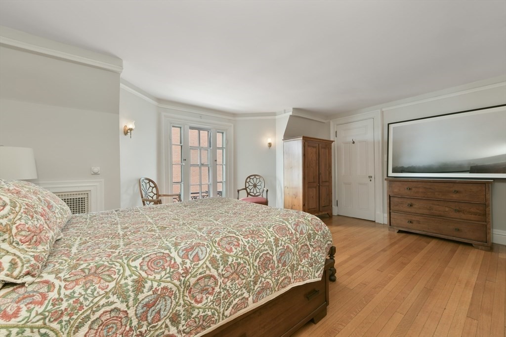 1 bed, 1 bath apartment for rent at 334 Beacon St Unit 9, Back Bay — photo 11 of 18