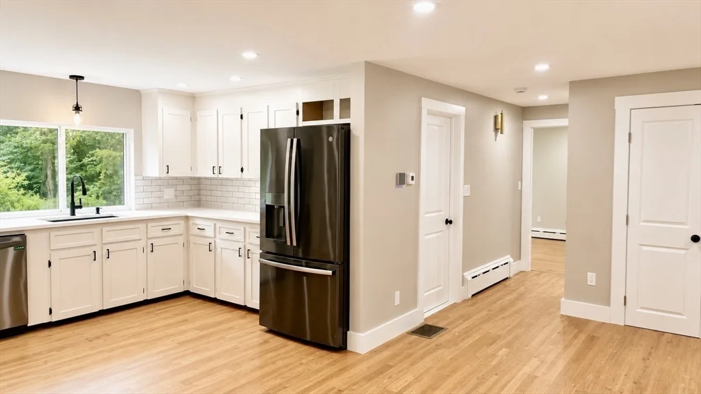 2 bed, 1 bath apartment for rent at 334 Bedford St Unit 1, Lakeville — photo 11 of 27
