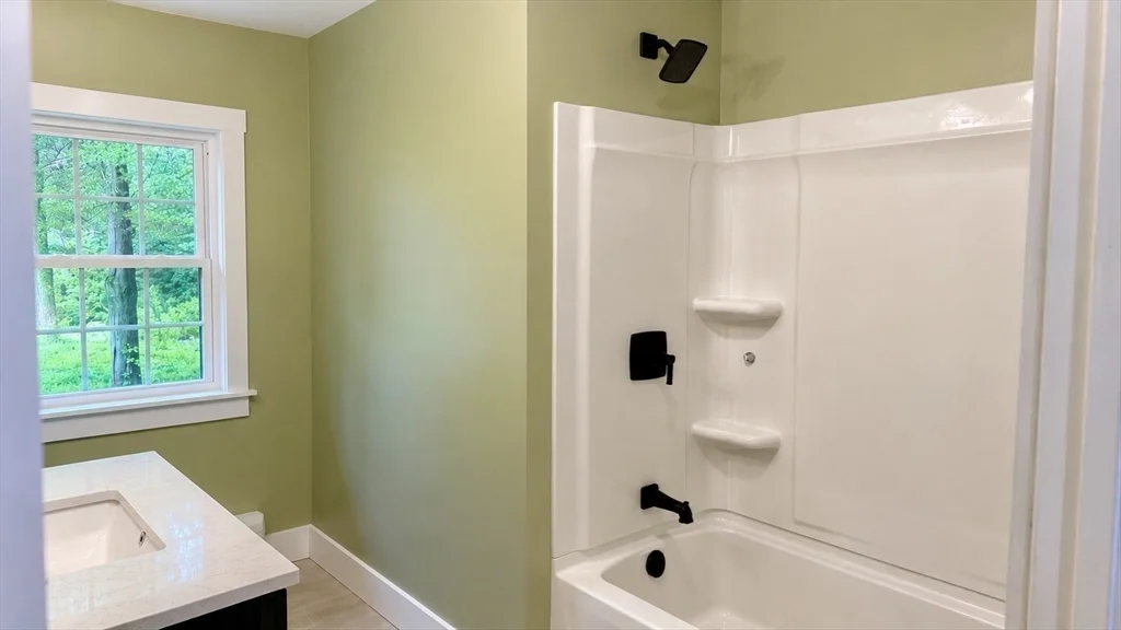 2 bed, 1 bath apartment for rent at 334 Bedford St Unit 1, Lakeville — photo 12 of 27