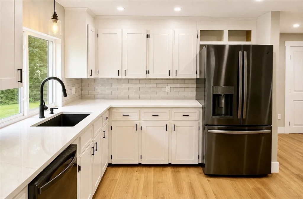 2 bed, 1 bath apartment for rent at 334 Bedford St Unit 1, Lakeville — photo 5 of 27