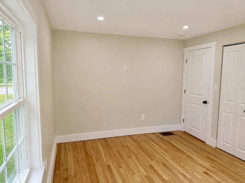 2 bed, 1 bath apartment for rent at 334 Bedford St Unit 1, Lakeville — photo 18 of 27
