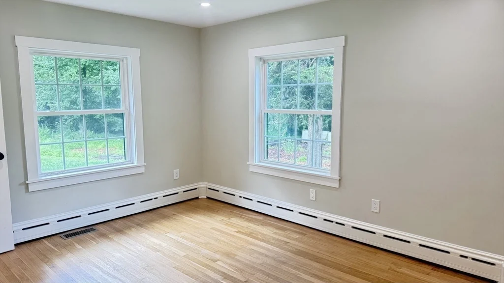 2 bed, 1 bath apartment for rent at 334 Bedford St Unit 1, Lakeville — photo 17 of 27