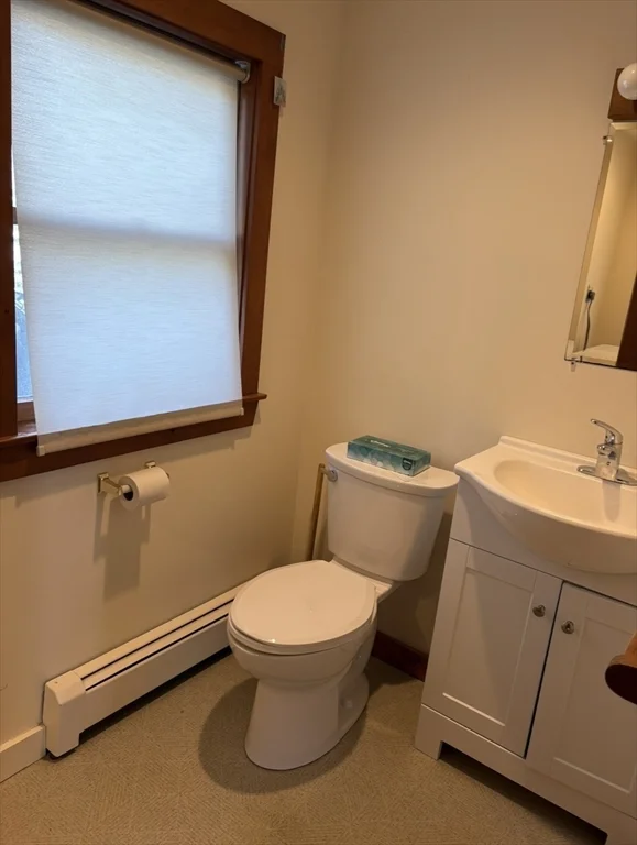 1 bed, 1 bath apartment for rent at 334 Granite St, Folly Cove — photo 11 of 19