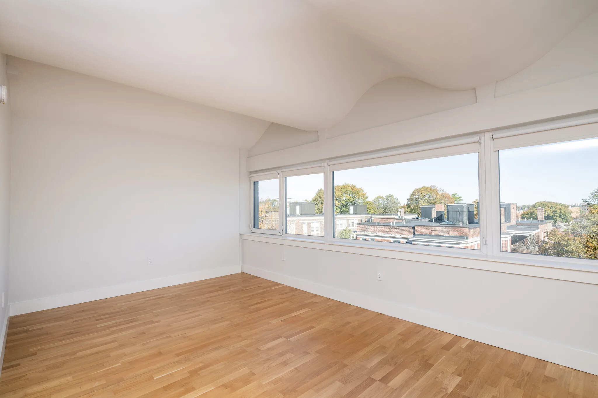 Studio bed, 1 bath apartment for rent at 334 Harvard St Unit B7, Mid Cambridge — photo 3 of 13