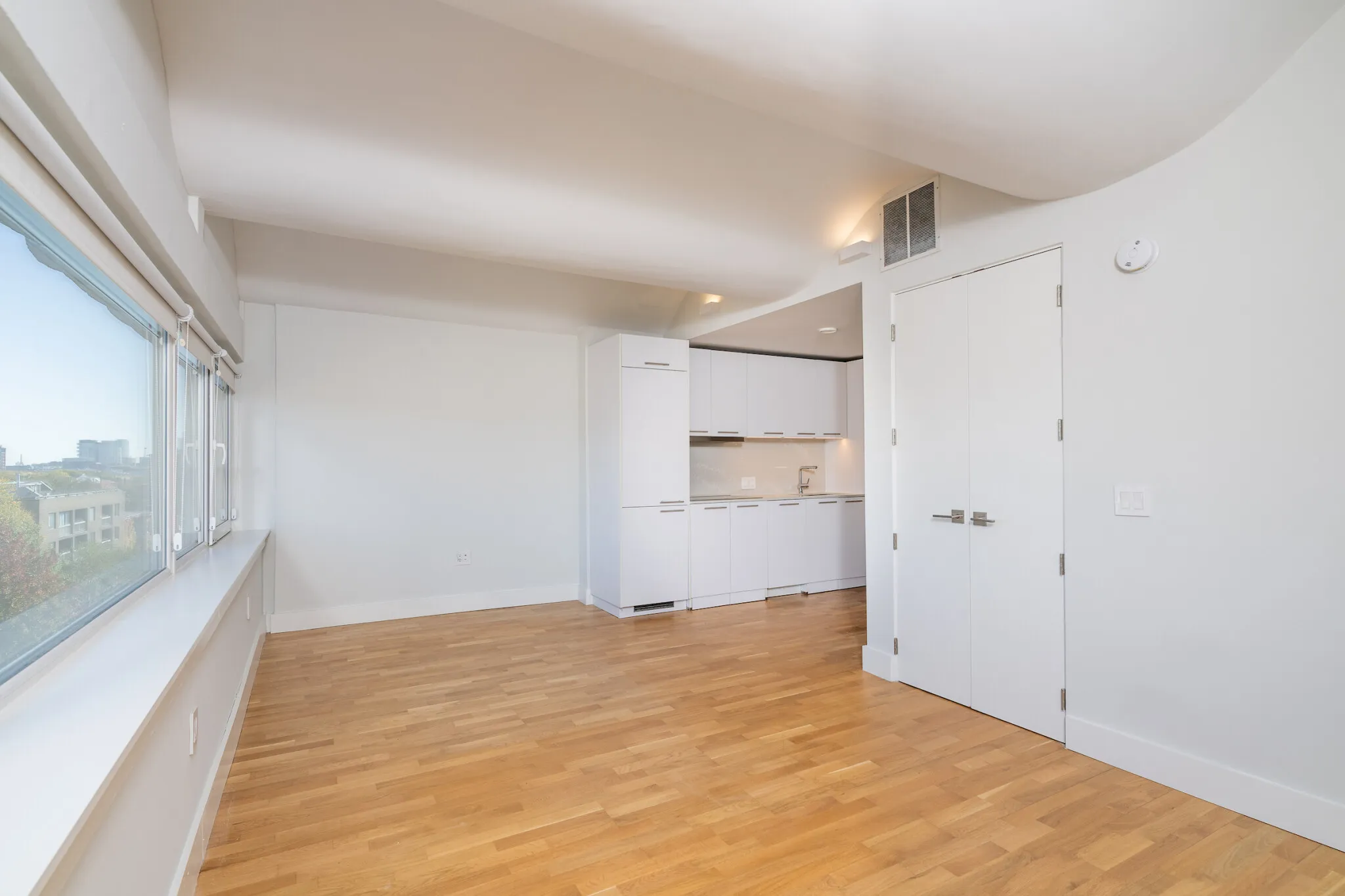 Studio bed, 1 bath apartment for rent at 334 Harvard St Unit B7, Mid Cambridge — photo 4 of 13