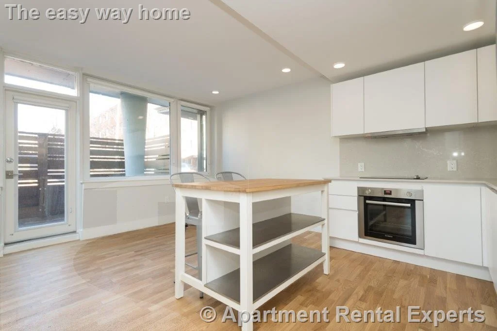 3 bed, 2 bath apartment for rent at 334 Harvard St Unit C1, Harvard Square