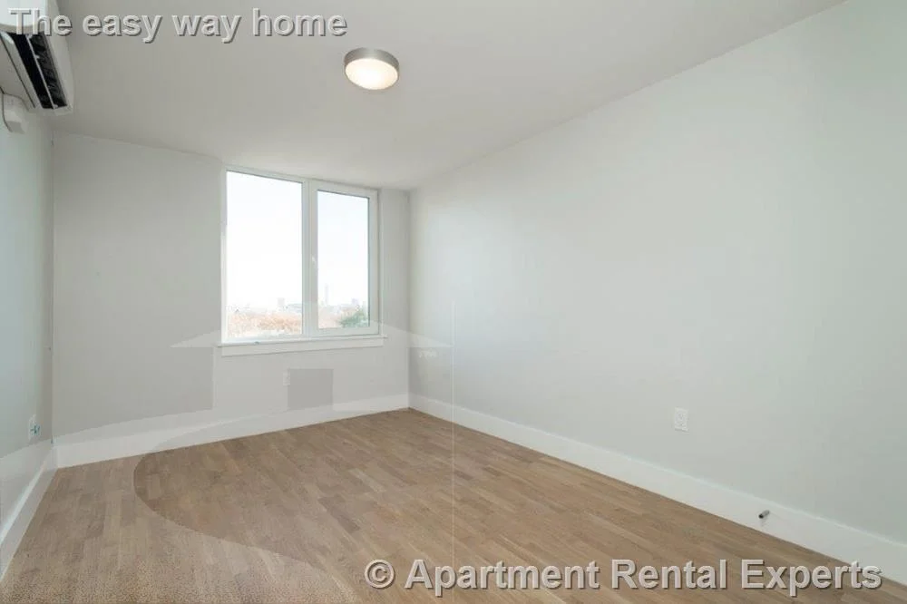 1 bed, 1 bath apartment for rent at 334 Harvard St Unit D7, Harvard Square — photo 3 of 8