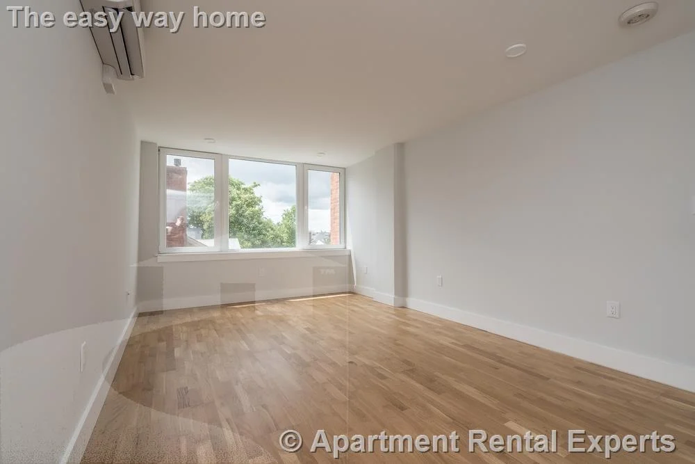 1 bed, 1 bath apartment for rent at 334 Harvard St Unit E3, Harvard Square — photo 4 of 9