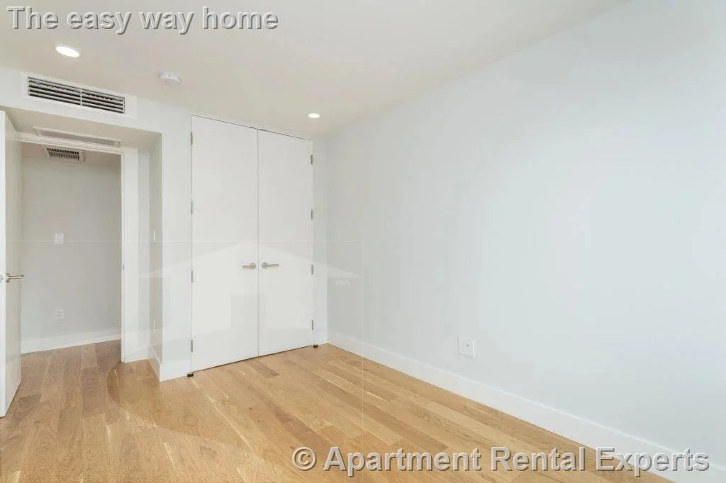 1 bed, 1 bath apartment for rent at 334 Harvard St Unit E4, Harvard Square — photo 5 of 8