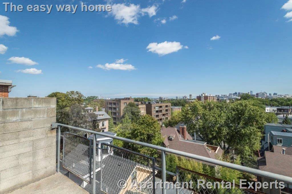 1 bed, 1 bath apartment for rent at 334 Harvard St Unit H7, Harvard Square — photo 8 of 9