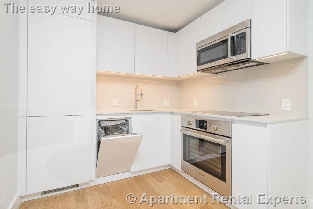 1 bed, 1 bath apartment for rent at 334 Harvard St Unit J6, Harvard Square — photo 3 of 7