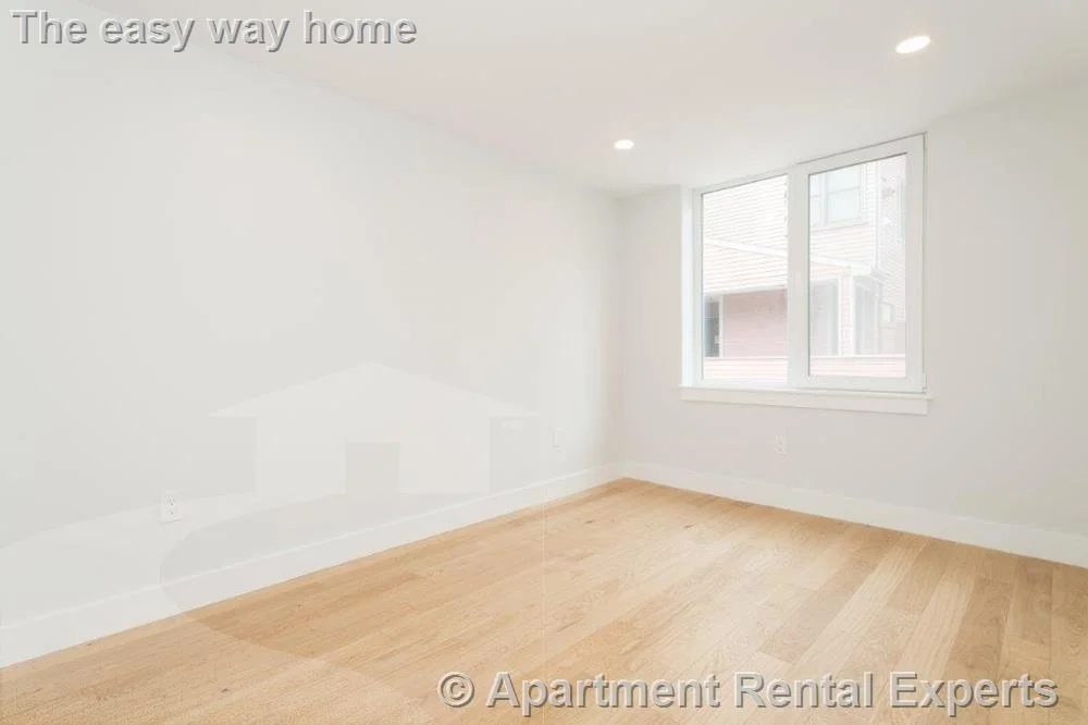 2 bed, 1 bath apartment for rent at 334 Harvard St Unit L2, Harvard Square — photo 5 of 10
