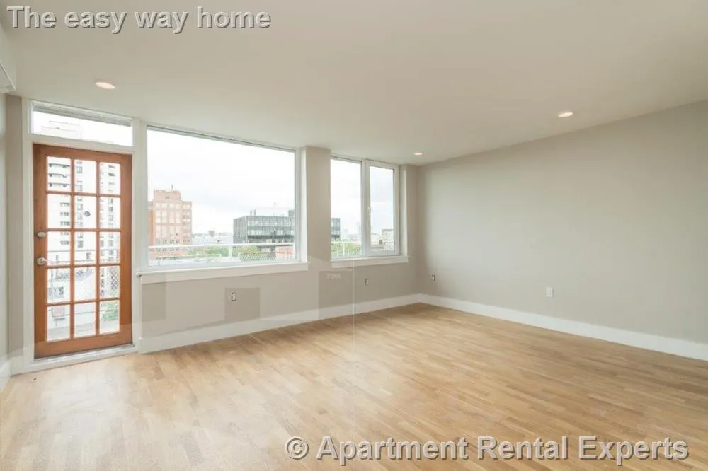 2 bed, 1 bath apartment for rent at 334 Harvard St Unit L7, Harvard Square — photo 2 of 7