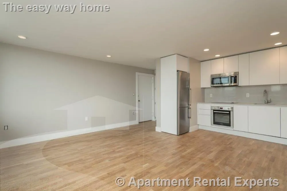 2 bed, 1 bath apartment for rent at 334 Harvard St Unit L7, Harvard Square — photo 5 of 7