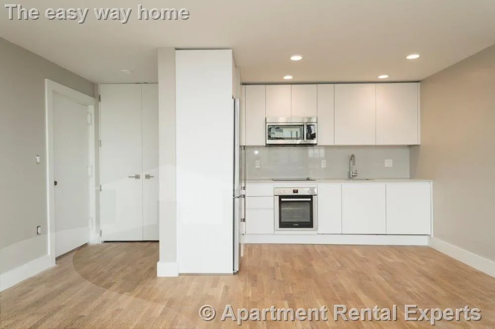 2 bed, 1 bath apartment for rent at 334 Harvard St Unit L7, Harvard Square — photo 1 of 7