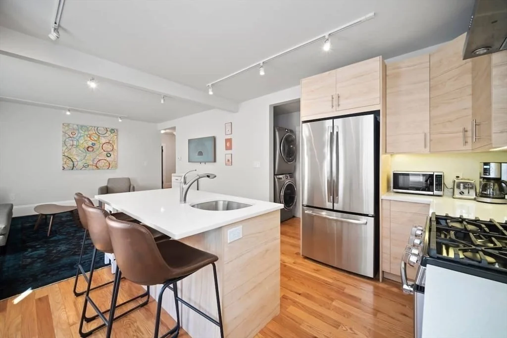 3 bed, 2 bath apartment for rent at 334 Highland Unit 1, Davis Square — photo 1 of 8