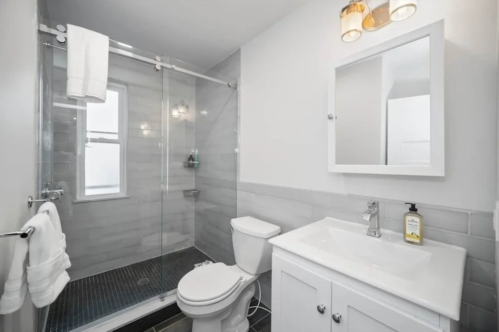 3 bed, 2 bath apartment for rent at 334 Highland Unit 1, Davis Square — photo 7 of 8