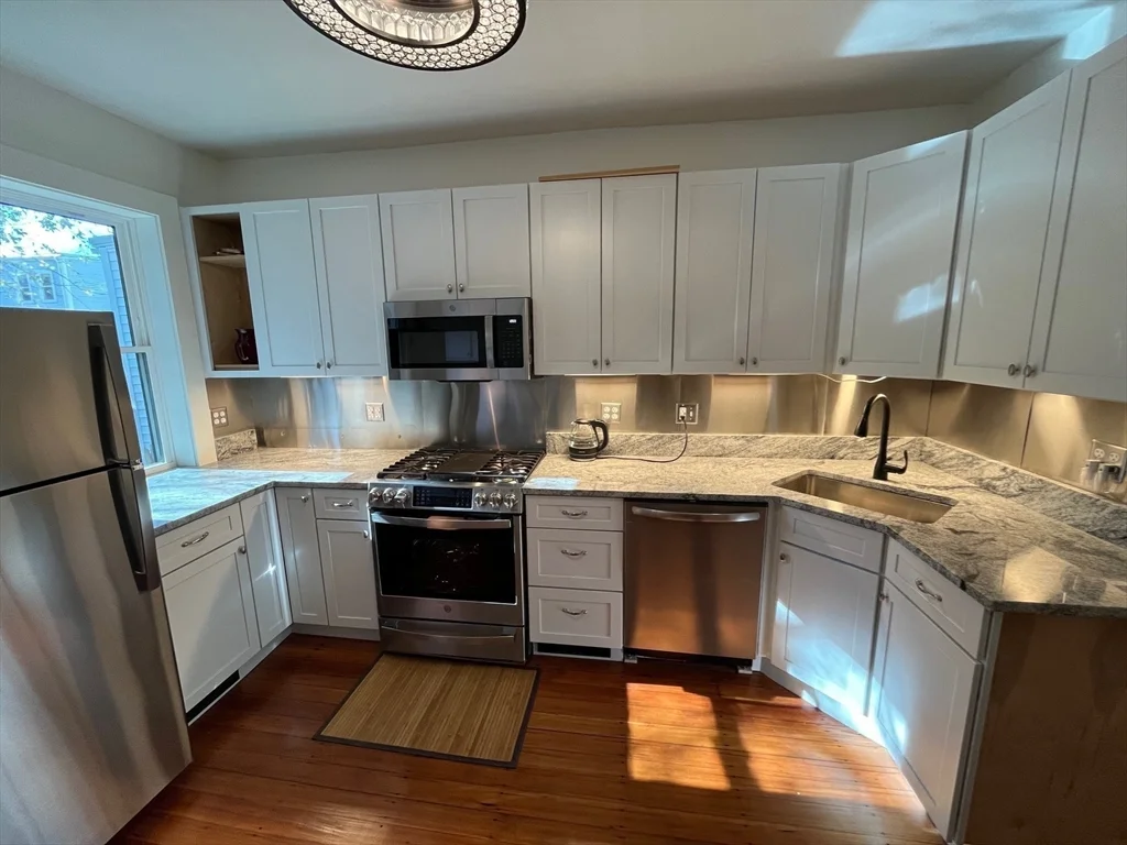 2 bed, 1 bath apartment for rent at 334 Hurley Unit 1, East Cambridge — photo 10 of 20