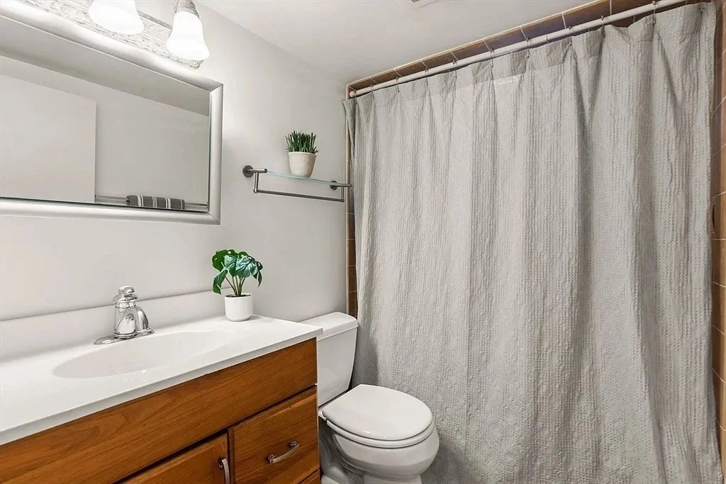 3 bed, 3 bath apartment for rent at 334 Mystic St Rental Unit 334, Arlington — photo 35 of 36