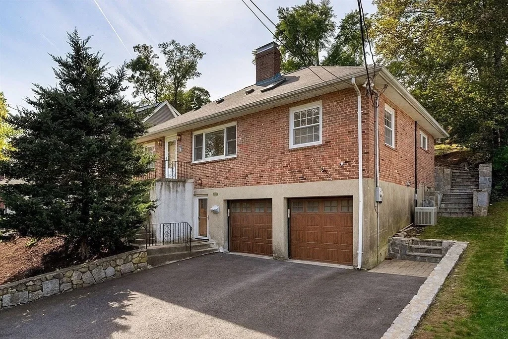 3 bed, 3 bath apartment for rent at 334 Mystic St Rental Unit 334, Arlington — photo 32 of 36